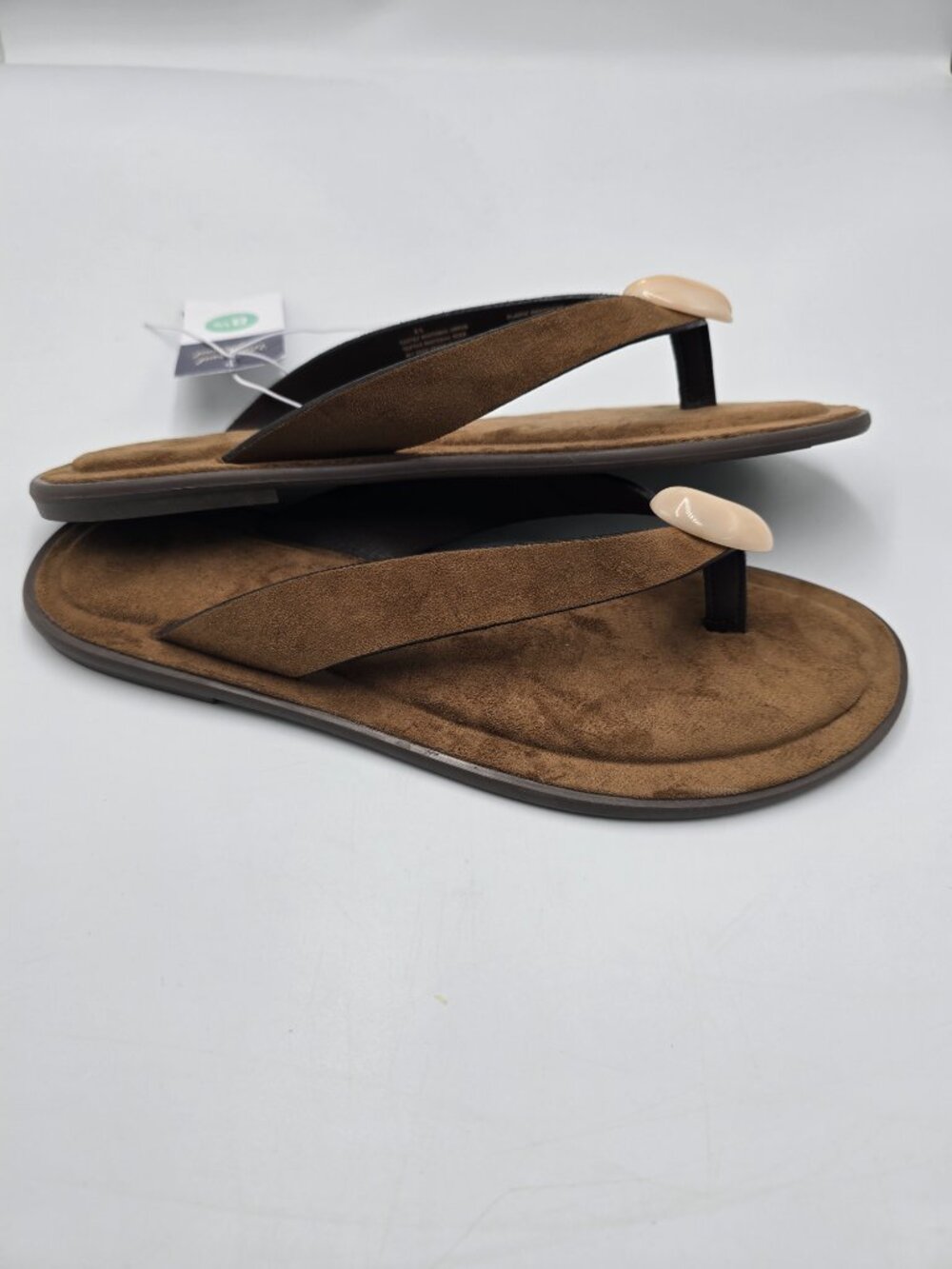 Universal Thread Sandal - Picture 2 of 3